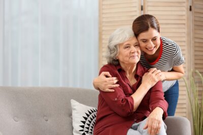 aidant familial et personne âgée